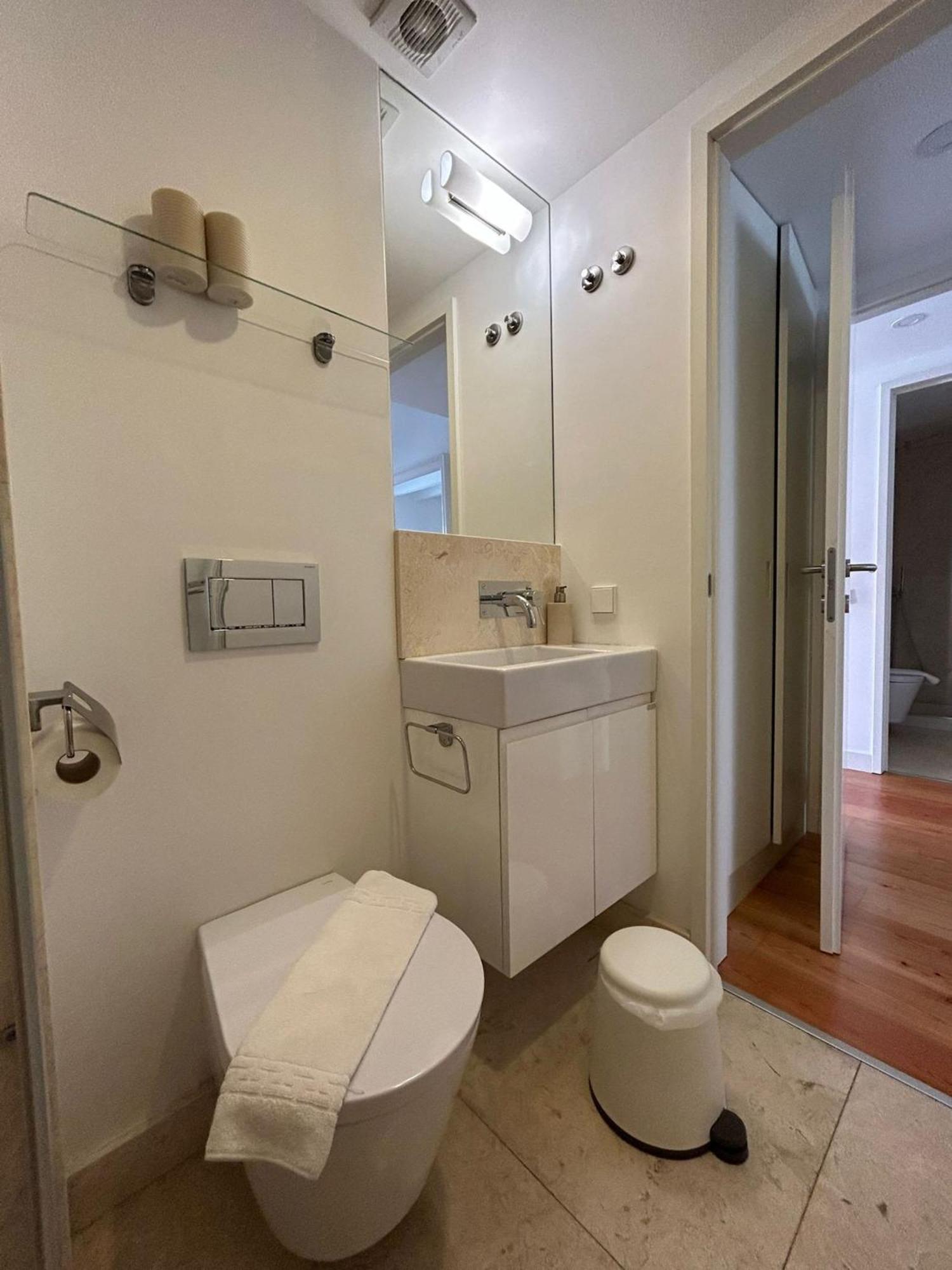 Intendente Charming Apartment By Innkeeper ลิสบอน ภายนอก รูปภาพ