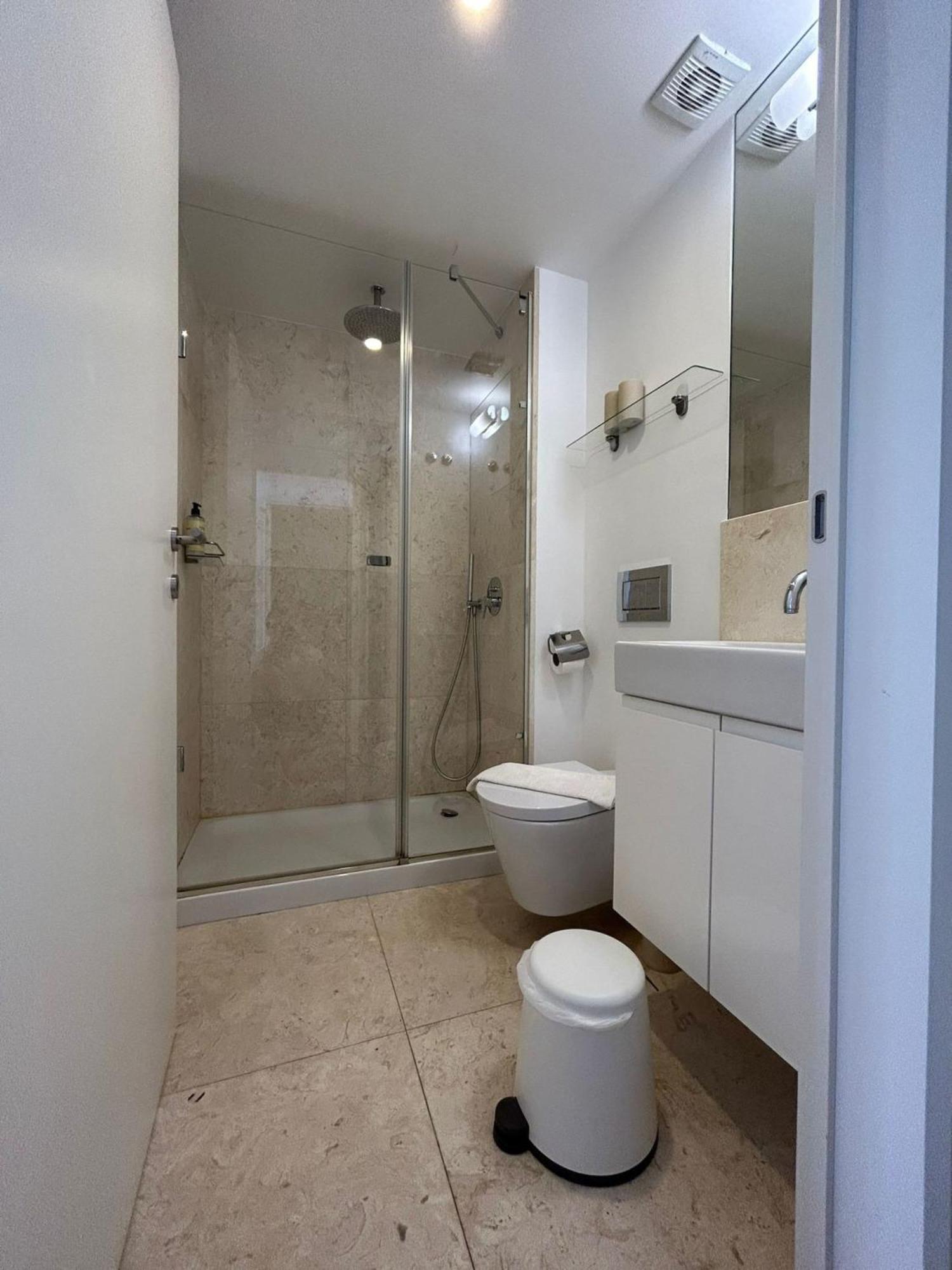 Intendente Charming Apartment By Innkeeper ลิสบอน ภายนอก รูปภาพ